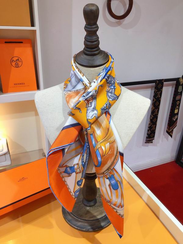 Hermes  silk scarf 90X90cm E07 (21)